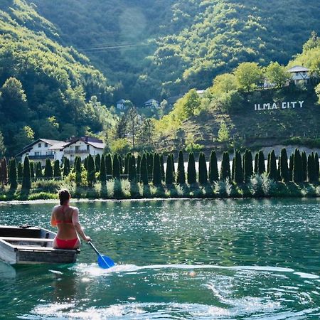 6 New River View Apartments Bihać エクステリア 写真