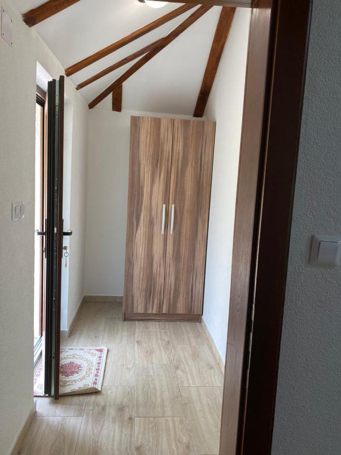 6 New River View Apartments Bihać エクステリア 写真