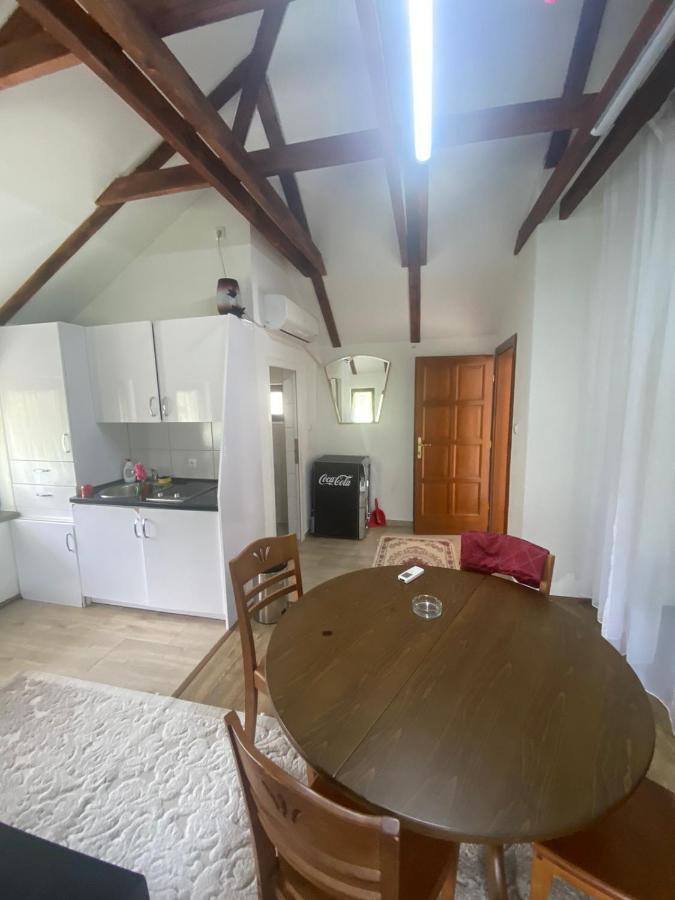 6 New River View Apartments Bihać エクステリア 写真