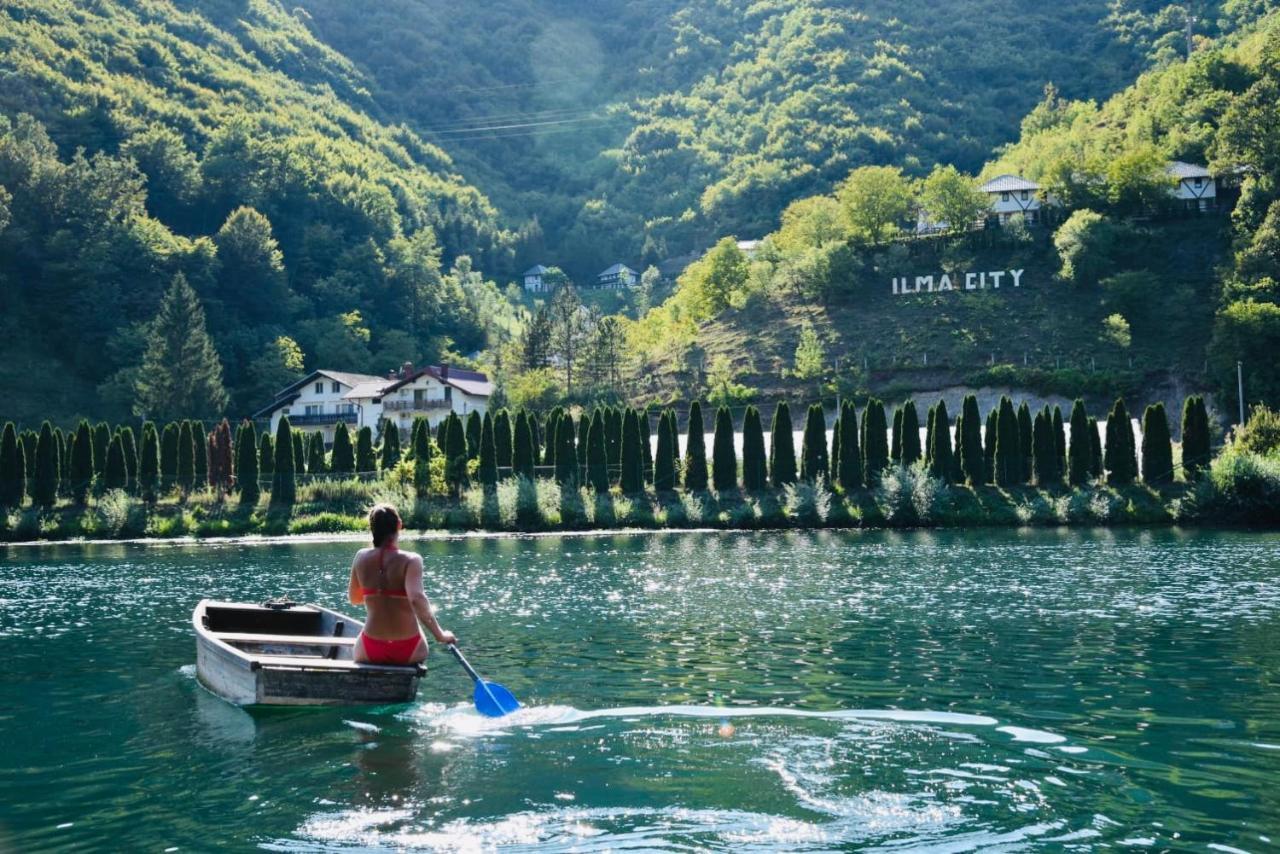 6 New River View Apartments Bihać エクステリア 写真
