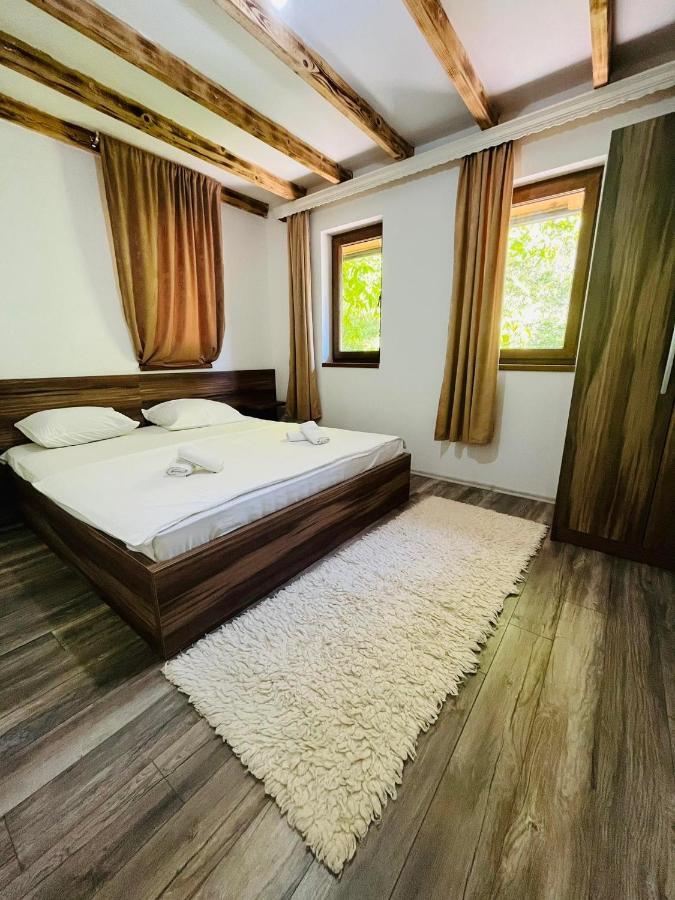 6 New River View Apartments Bihać エクステリア 写真