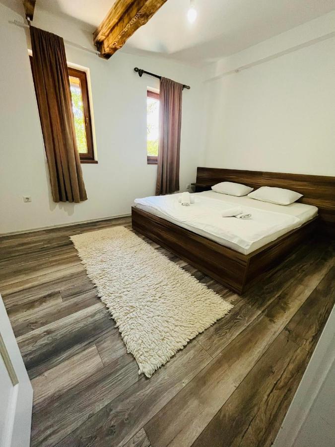 6 New River View Apartments Bihać エクステリア 写真