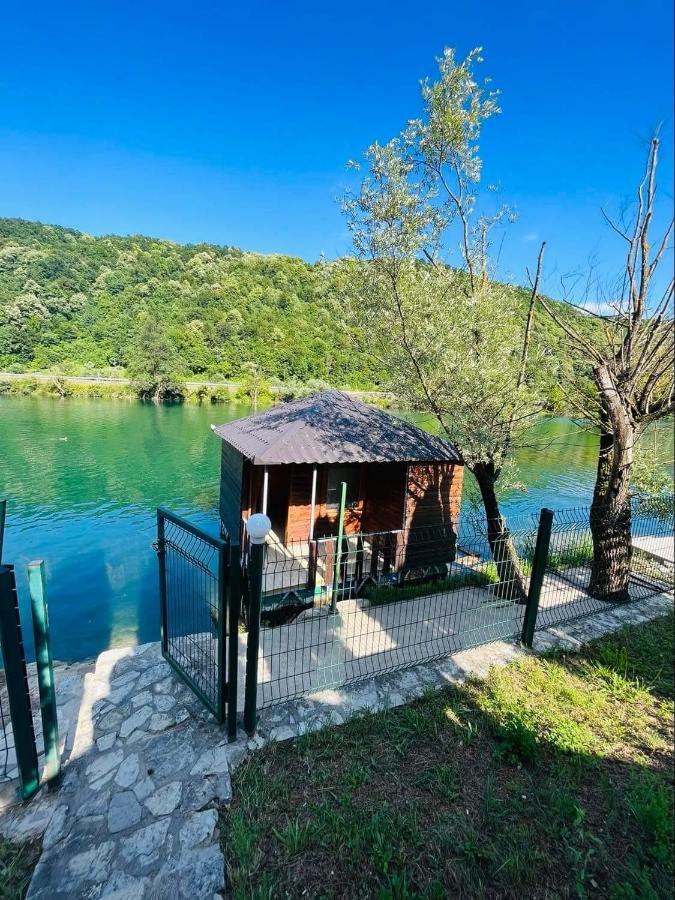 6 New River View Apartments Bihać エクステリア 写真