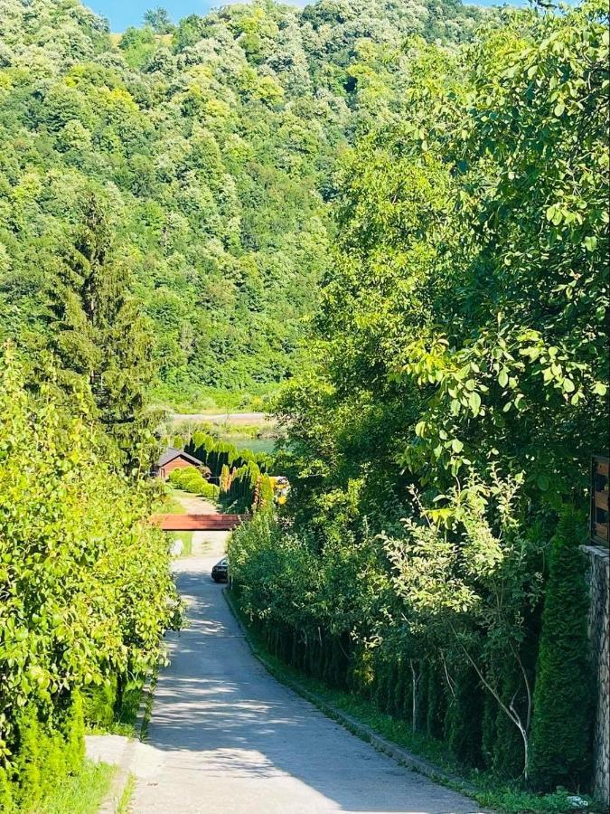 6 New River View Apartments Bihać エクステリア 写真