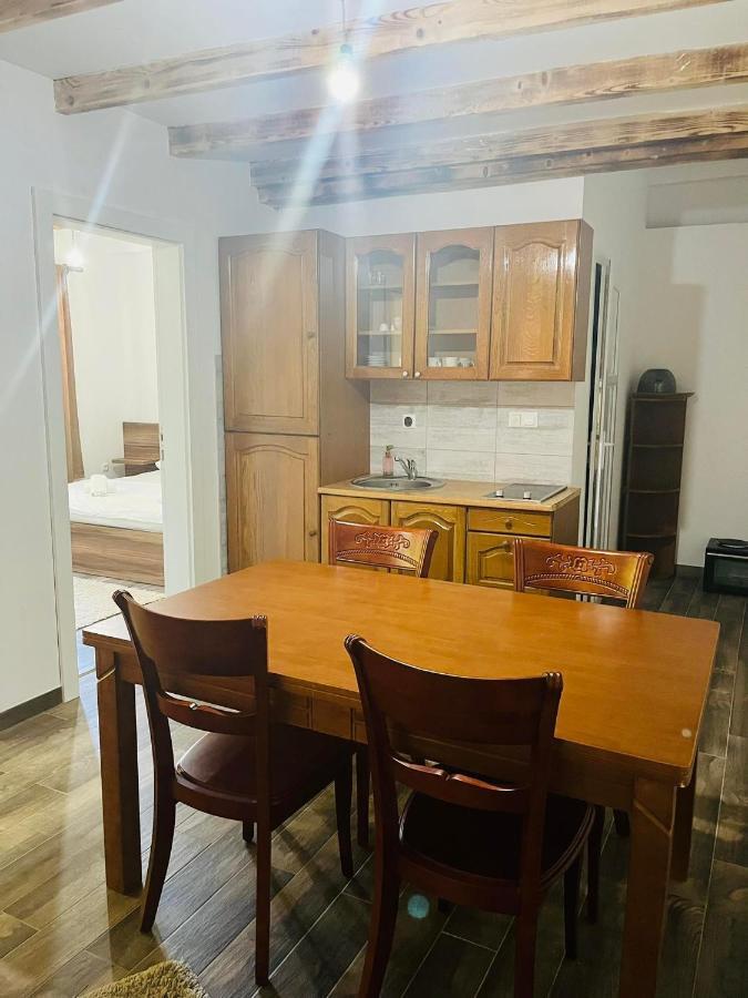 6 New River View Apartments Bihać エクステリア 写真