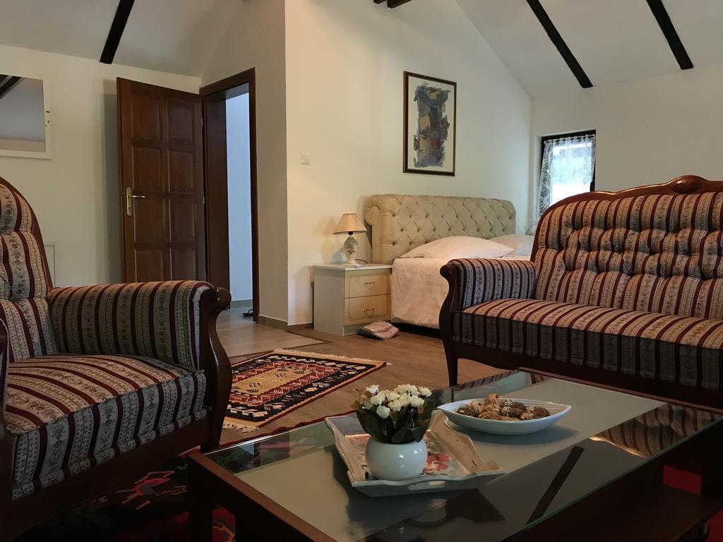 6 New River View Apartments Bihać エクステリア 写真