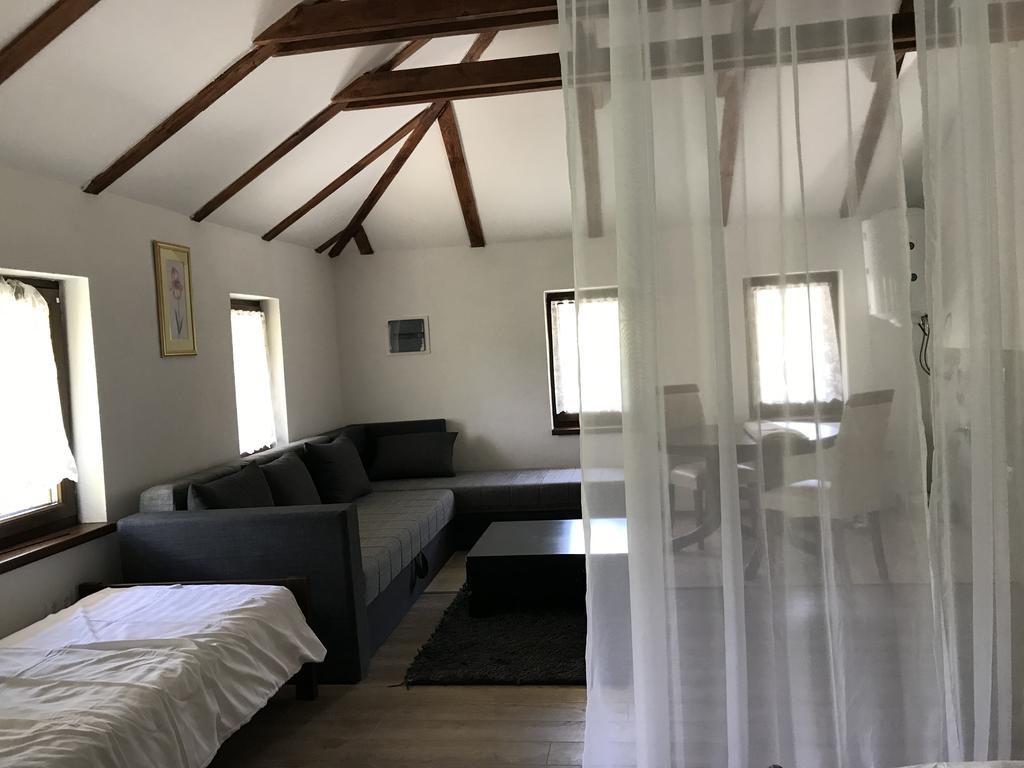 6 New River View Apartments Bihać エクステリア 写真