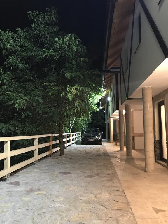 6 New River View Apartments Bihać エクステリア 写真