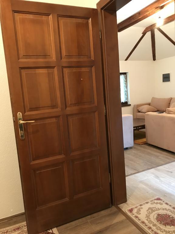 6 New River View Apartments Bihać エクステリア 写真