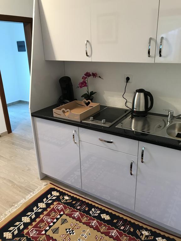 6 New River View Apartments Bihać エクステリア 写真