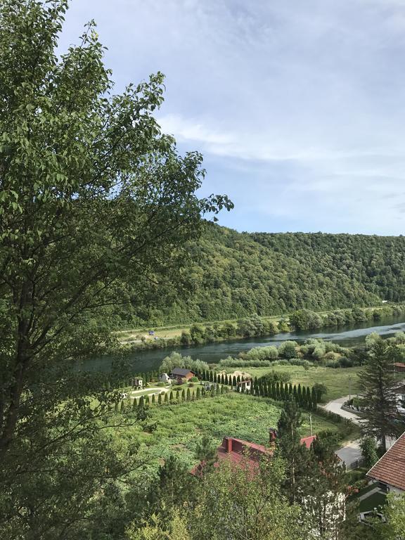 6 New River View Apartments Bihać エクステリア 写真