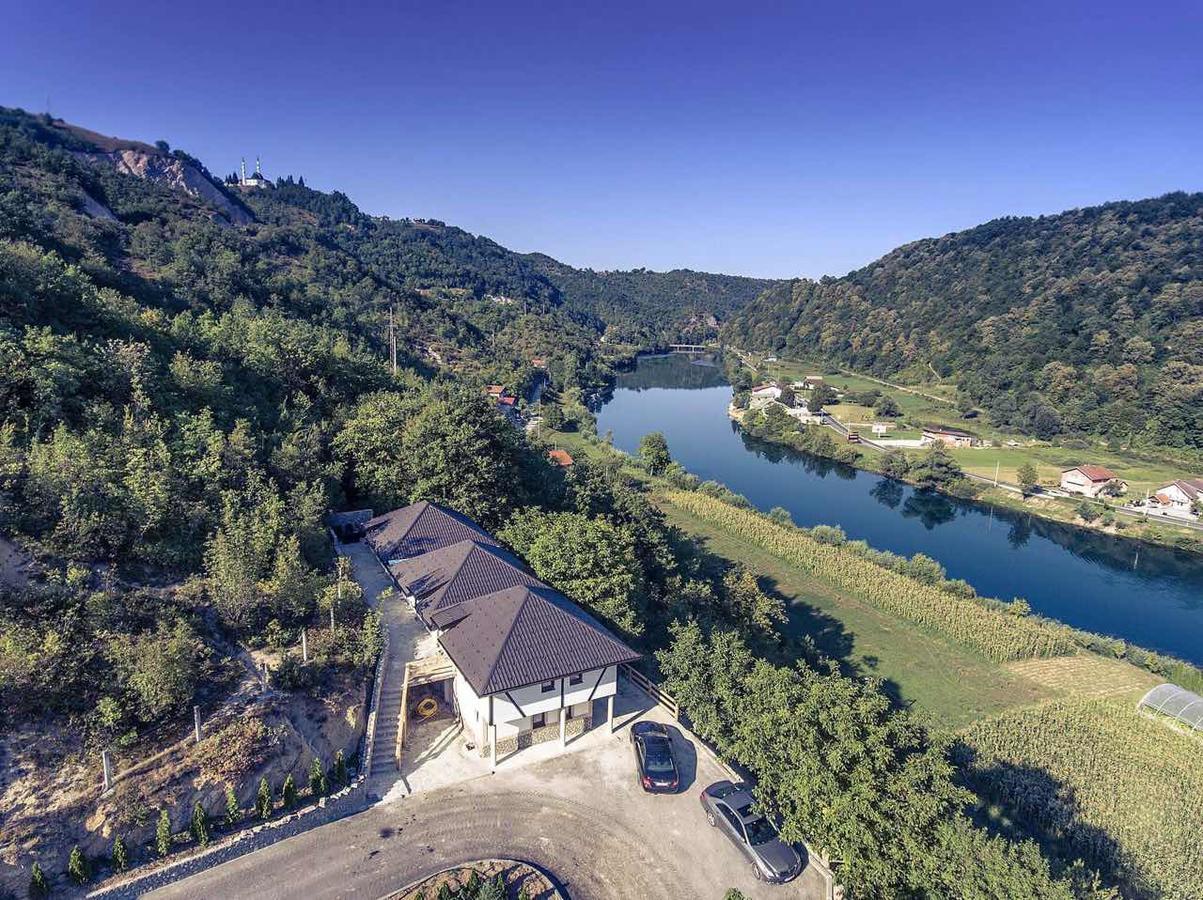 6 New River View Apartments Bihać エクステリア 写真